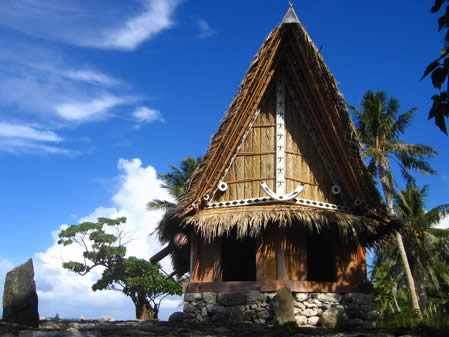 Bechiyal Cultural Centre's faluw, Yap
